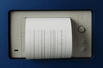 Genaue elektronische Zigarettenprüfmaschine für Hochleistungsrauchkonzentrationsprüfungen